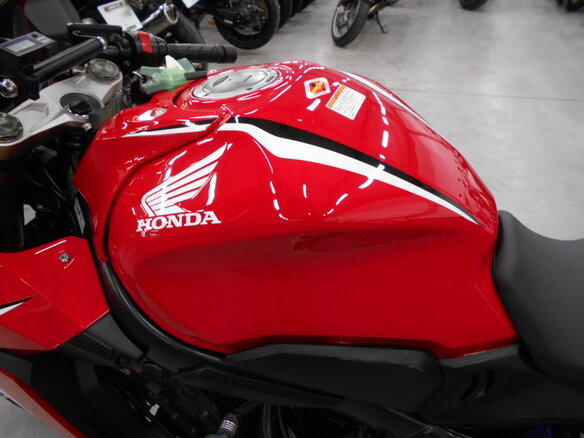2019 Honda CBR 650R, красный, 760000 рублей - вид 19