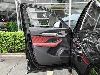 2026 Audi Q6 45 TFSI, чёрный, 5990000 рублей, вид 5