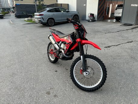 2012 Husqvarna TE 450, красный, 380000 рублей, вид 2