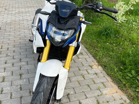 2021 BMW G 310 R, белый, 550000 рублей, вид 5