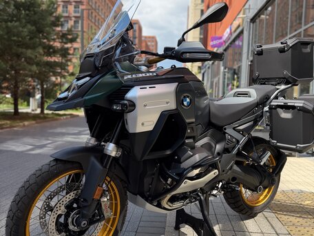 2025 BMW R 1300 GS Adventure, зелёный, 3200000 рублей, вид 4