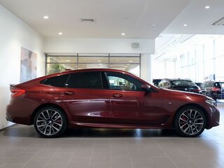 2020 BMW 6 серии Gran Turismo 630d xDrive IV (G32) Рестайлинг, красный, 3650000 рублей, вид 4