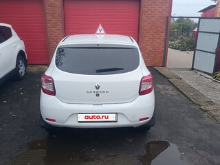 2020 Renault Sandero II Рестайлинг, белый, 695000 рублей, вид 1