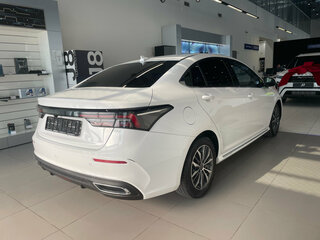 2023 Omoda S5, белый, 1300000 рублей, вид 4