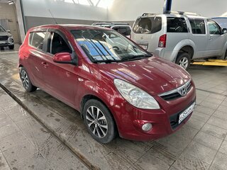 2010 Hyundai i20 I, красный, 740000 рублей, вид 2