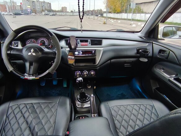 2006 Mitsubishi Lancer IX Рестайлинг, белый, 315000 рублей - вид 12