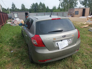2010 Kia Ceed I Рестайлинг, серебристый, 770000 рублей, вид 4