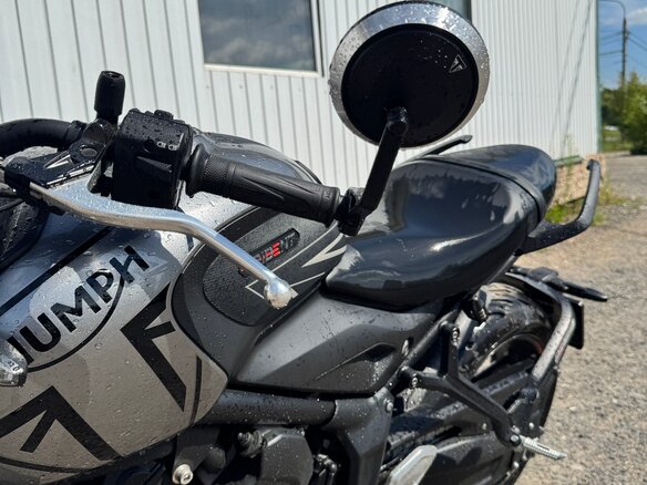 2021 Triumph Trident 660, серебристый, 700000 рублей - вид 11