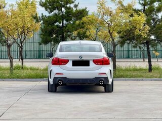 2023 BMW 1 серии 120i III (F52) Рестайлинг, белый, 1810000 рублей, вид 4