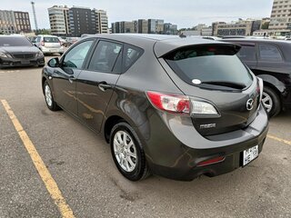 2010 Mazda Axela II, коричневый, 1000000 рублей, вид 2