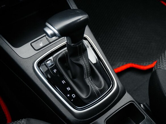 2021 Kia Rio X IV Рестайлинг, белый, 1489000 рублей - вид 16