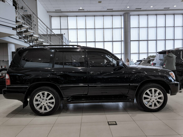 2000 Lexus LX 470 II, чёрный, 1400000 рублей - вид 3