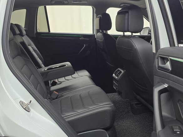 2024 Volkswagen Tiguan II Рестайлинг, белый, 3660000 рублей - вид 23