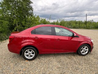 2012 Chevrolet Aveo II, красный, 670000 рублей, вид 3
