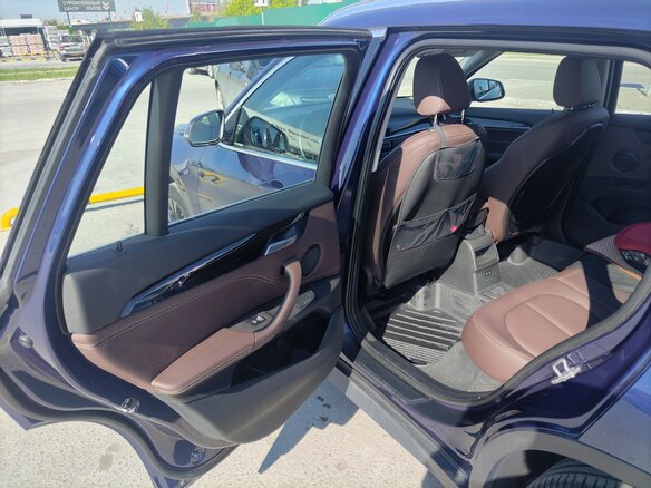 2020 BMW X1 Long 20Li sDrive II (F48) Рестайлинг, синий, 3300000 рублей - вид 12
