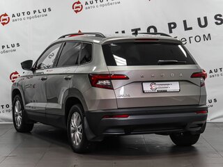 2020 Skoda Karoq I, коричневый, 1619000 рублей, вид 2