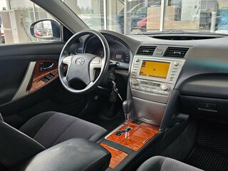 2010 Toyota Camry VI (XV40) Рестайлинг, серебристый, 749000 рублей, вид 5