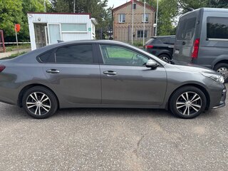 2019 Kia Cerato IV, серый, 1580000 рублей, вид 5