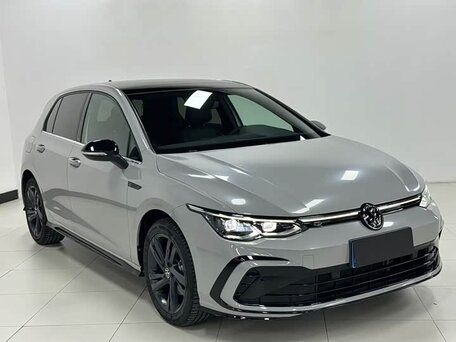 2022 Volkswagen Golf VIII, серый, 2250000 рублей, вид 3