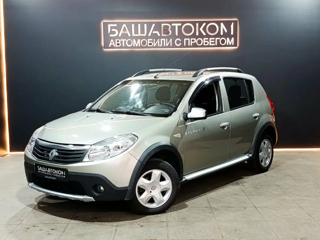Открыть фотографии: Renault Sandero I