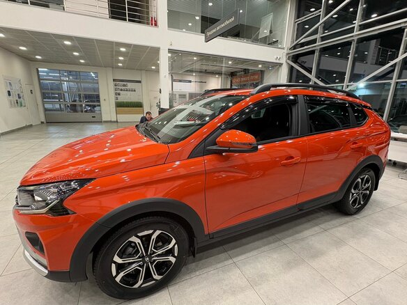 2026 Lada (ВАЗ) Iskra SW Cross, красный, 1847000 рублей - вид 3