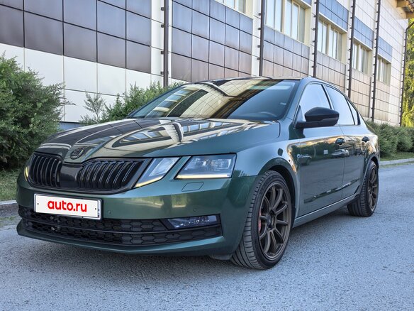 2020 Skoda Octavia III (A7) Рестайлинг, зелёный, 2350000 рублей - вид 2