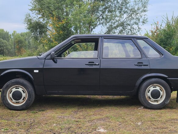 1993 Lada (ВАЗ) 21099, чёрный, 185000 рублей - вид 6