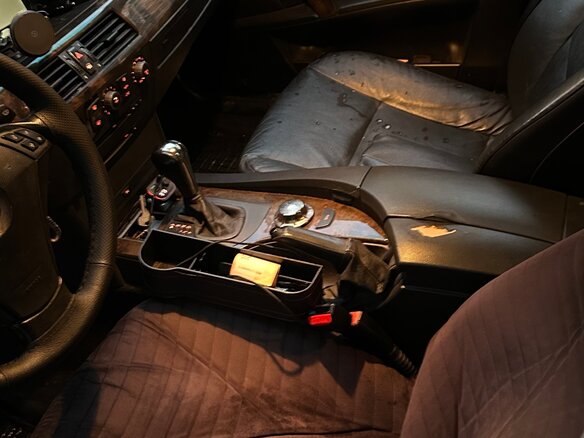 2003 BMW 5 серии 525i V (E60/E61), чёрный, 650000 рублей - вид 4