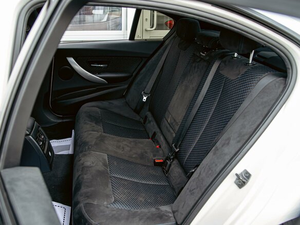 2014 BMW 3 серии 320i xDrive VI (F3x), белый, 1655000 рублей - вид 18