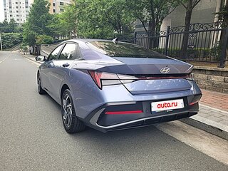 2023 Hyundai Avante VII Рестайлинг, синий, 2050000 рублей, вид 5