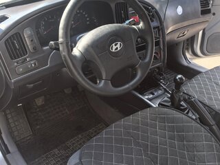 2004 Hyundai Elantra III (XD2) Рестайлинг, серебристый, 320000 рублей, вид 5