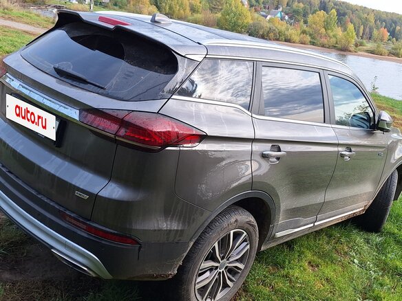2024 Geely Atlas Pro, серый, 2300000 рублей - вид 4