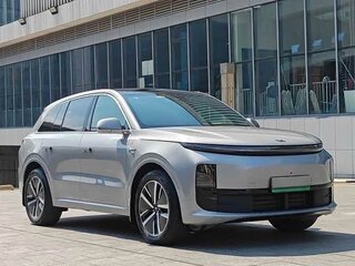 2024 Li Auto (Lixiang) L6 I, серебристый, 5509055 рублей, вид 3