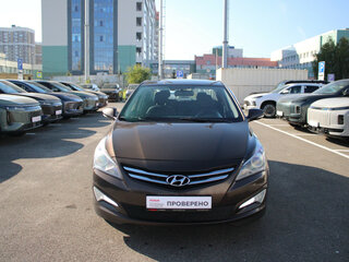 2014 Hyundai Solaris I Рестайлинг, коричневый, 749800 рублей, вид 2