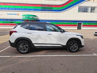 2026 Kia Seltos I Рестайлинг, белый, 3000000 рублей, вид 4