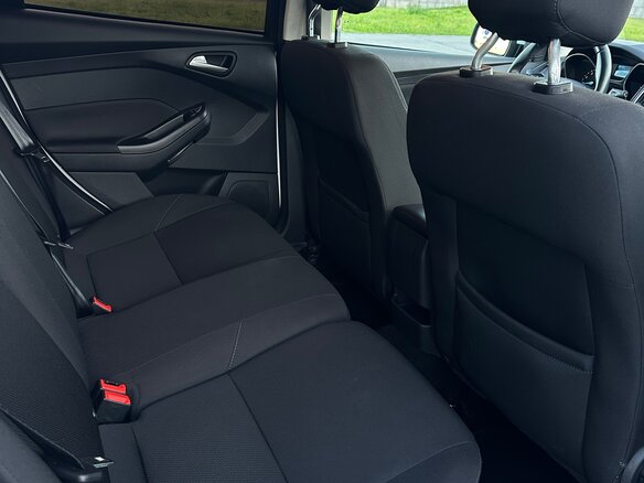 2018 Ford Focus III Рестайлинг, белый, 1150000 рублей - вид 16