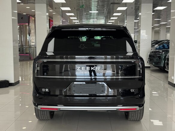 2026 Zeekr 9X 55 kWh, чёрный, 12000000 рублей - вид 6