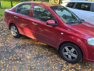 2011 Chevrolet Aveo I Рестайлинг, красный, 520000 рублей, вид 2