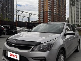 2018 Kia Rio IV, серебристый, 1050000 рублей, вид 1