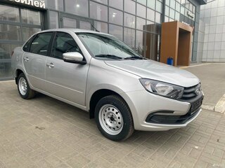 2026 Lada (ВАЗ) Granta I Рестайлинг, серебристый, 1121000 рублей, вид 3