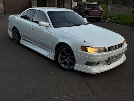 1994 Toyota Mark II VII (X90), серый, 800000 рублей, вид 2