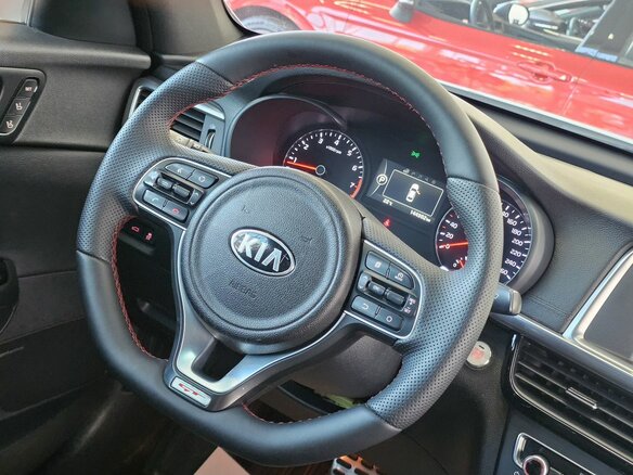 2017 Kia Optima IV, белый, 2122000 рублей - вид 28