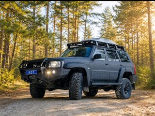 2004 Nissan Patrol V (Y61), чёрный, 4999000 рублей, вид 5