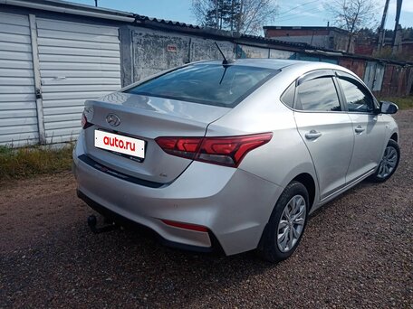 2019 Hyundai Solaris II, серебристый, 1370000 рублей, вид 2