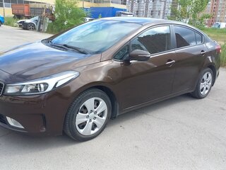 2019 Kia Cerato III Рестайлинг (Classic), коричневый, 1600000 рублей, вид 2