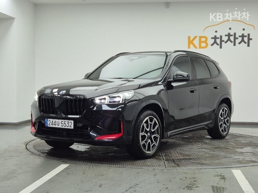 Открыть фотографии: BMW X1 III (U11/U12)