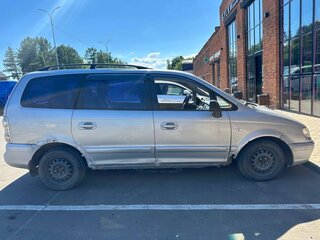 2006 Hyundai Trajet I Рестайлинг, серебристый, 350000 рублей, вид 3