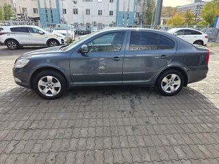 2012 Skoda Octavia II (A5) Рестайлинг, серый, 950000 рублей, вид 5