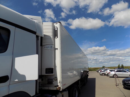 2019 Schmitz Cargobull SKO, белый, 5400000 рублей, вид 2