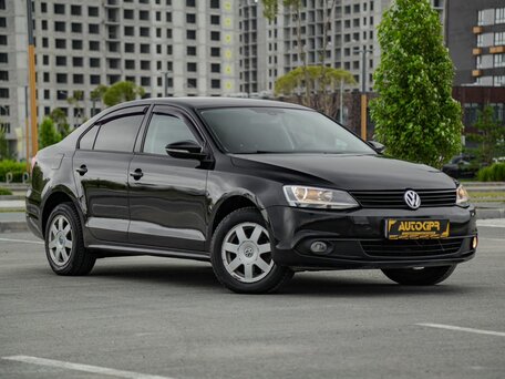 Volkswagen Jetta VI